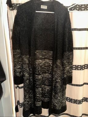 Universal Thread Black & White Open-Front Patterned Cardigan